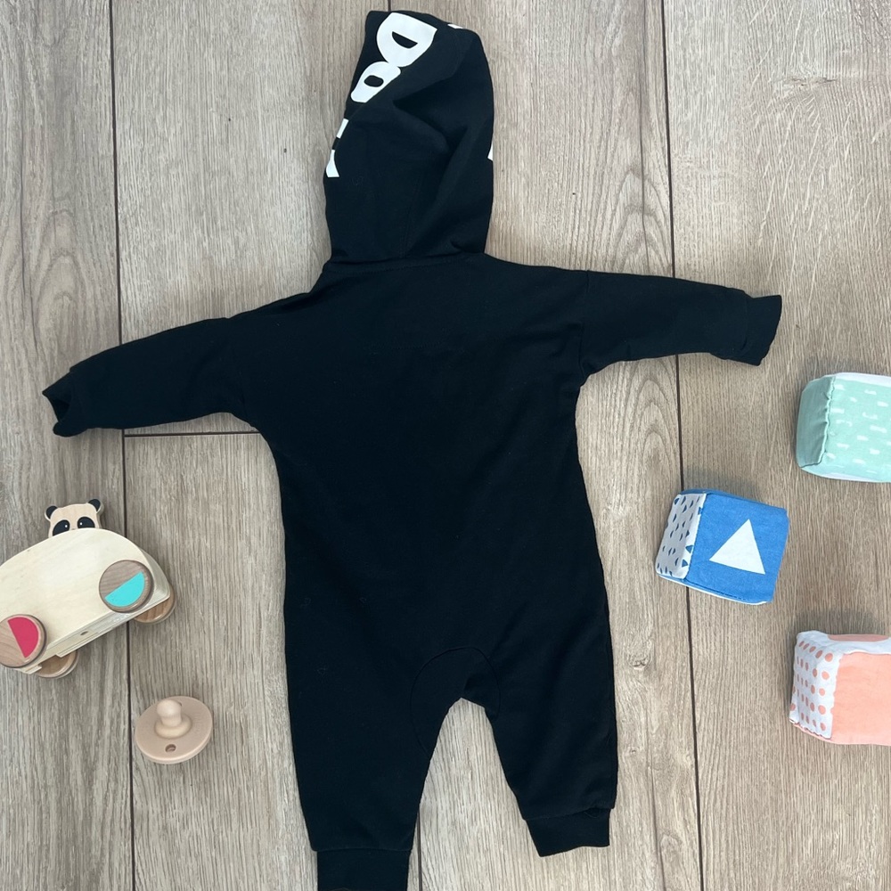 Nike black Full-Zip Long Sleeve Hooded romper - Picture 3 of 3